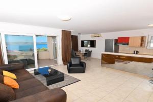 Sunny place with sea view Apartments, Trogir