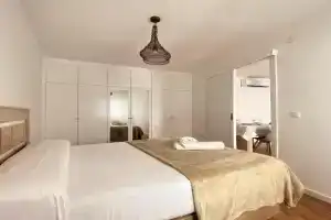 TarracoHomes, TH16 Apartamento Arc de Sant Llorens en centro de, Tarragona