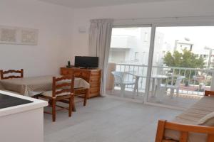 Copacabana 12 - Island Vibes Await Apartments, Es Pujols