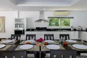 Phikun Private Pool Villa, Chalong