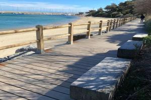 Magnifique T2 en bord de mer Apartments, Le Lavandou