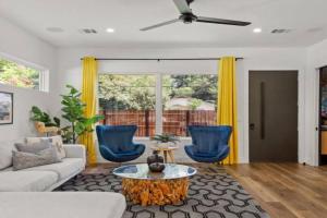 Modern Luxury Home - Minutes from Lady Bird Lake Guest house, Austin