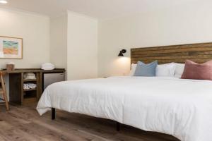 Pinewood 102 Inn At Old Beach, Virginia Beach