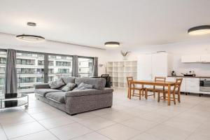 Modern studio apartment in the heart of St Julians, Pembroke