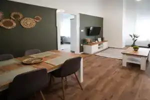 Volenter Lux Apartment Uno, Baja