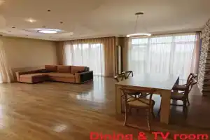 216m apartamenty na plyazhe dlya otdyha bolshoy semi ili kompanii, Ureki