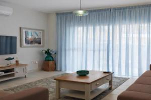Stylish Garden Apartment at Harbour, Paphos