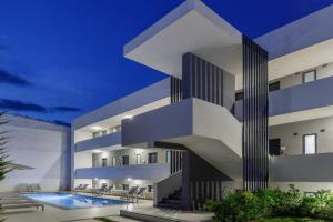 Live The Luxe Apartments, Kallithea