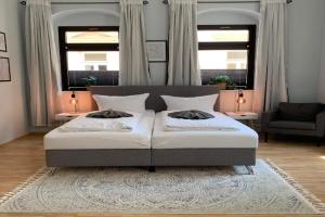 Stilvolle Altbauwohnung - Parkplatz, WLAN, Netflix, Zentrum Apartments, Bad Schandau