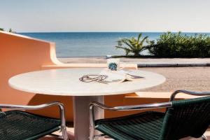 Limanaki Seafront Apartments, Faliraki