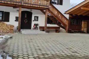 Haus Bergblick Apartments, Mittenwald