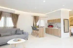 Eva's House, Afitos
