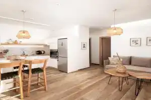 Kayy Apartments 4 in, Matala