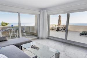 Bil Bil - C&G Benal Beach apartment, Torremolinos