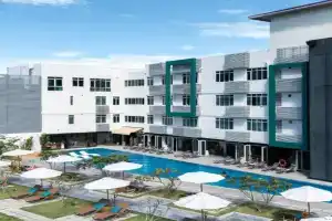 The Bayou Hotel Langkawi, Pantai Tengah