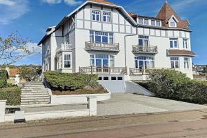 Historische vakantiewoning 'La Gentilhommière' Guest house, Koksijde