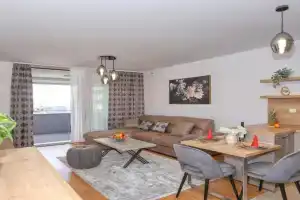 Apartments Luna with free parking, Zadar