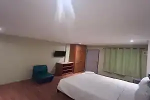 Green Paradise Apartments, Naklua