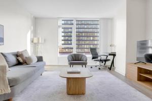 San Jose 1BR w Gym Pool nr 280 SFO-736 Apartments, San Jose