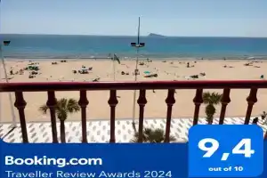 Las Damas 3B Beach Front - Pool & Parking Apartments, Benidorm