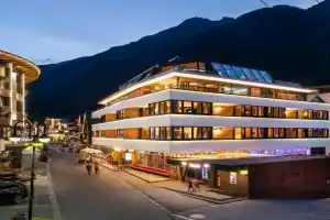 fire & ice LIVING Apartments, Ischgl