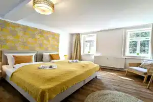 BohnApartments - Design Suiten Am Markt - Vollausstattung - WLAN - Zentrum, Ilmenau