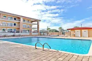 Brass Rail 210 Apartments, Tybee Island