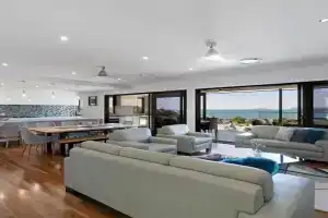Lux On Nara Guest house, Airlie Beach