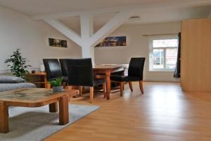 Musashi Apartment 2, Weimar