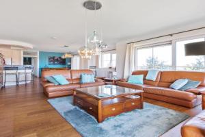 Castle apartment with view, Blankenberge