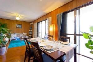 Ocean Room, Yomitan