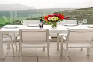 A52 - Apartment with Sea and Country Views, Mellieha