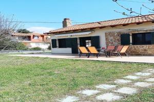 Detached House in Pefkochori with Garden, Pefkohori