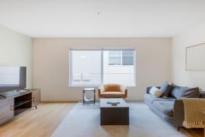 Bellevue 1br w gym wd nr Mall SEA-373 Apartments, Bellevue