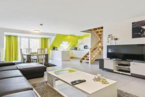 Nice duplex located in the market square Apartments, Blankenberge