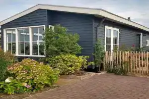 Canal-Side Stay, Guest house, Giethoorn