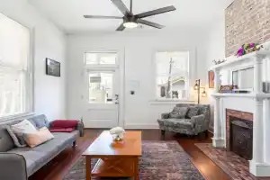 Luxury 4BR in Uptown NOLA Apartments, New Orleans