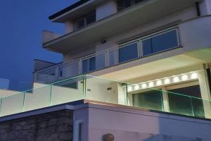 WHITE SEA Apartments