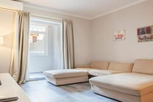P2PAR1002 - Super Bright & New Apartment in the city center, Barcelona