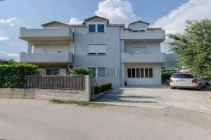 Apartments with parking space Kastel Novi, Kastela - 20997, Kastel Stari