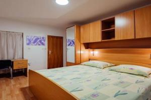 Apartments Pezo, Baska Voda