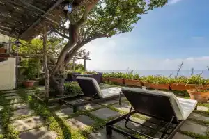 Scorcio d' Oltremare - Sea view apt in Apartments, Positano