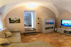 37 Iseo Lake A&A Guest house, Marone