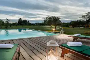 Villa Sul Fiume Romantic Farmhouse with Pool, Lucca