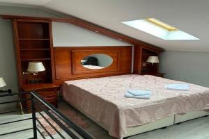 Lena 4 Apartmens, Subotitsa