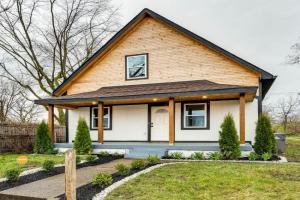 Modern Home Less Than 2 Mi to Downtown! Guest house, Indianapolis