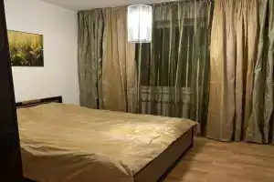 2-h komnatnaya nedaleko ot TRTs FORUM i ESENTAY moll Apartments, Almaty