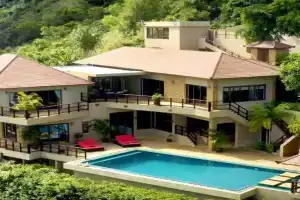 Fah Suay Villa - Incredible & Spacious 5 Bedrooms, Ban Bang Po