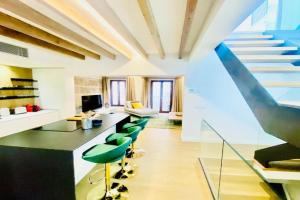 Hotel-Apartment with big terrace, Cala Mayor