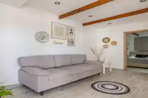 The Holiday House 4, Heraklio Town